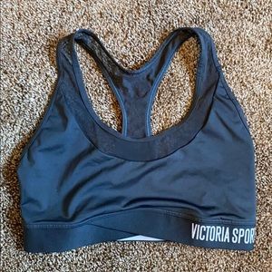Victoria’s Secret Sports Bra Size S
